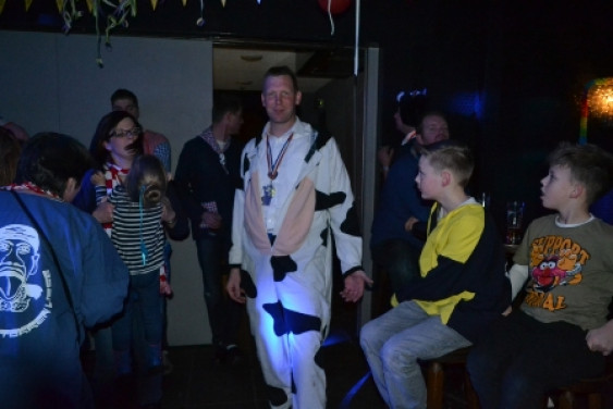 112040314slotbal13_14.jpg
