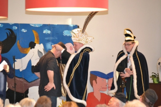 52040314seniorenboerenbruiloft13_14.jpg