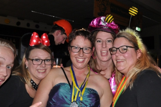 114_2402noortukkersoptochtenfeestavond.jpg
