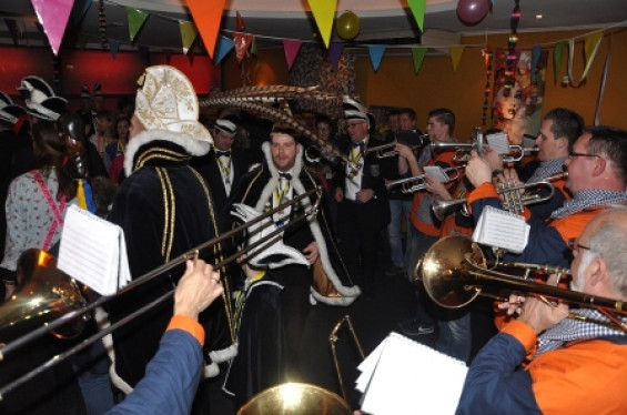 034_2802slotbal.jpg