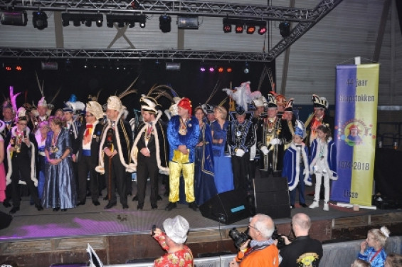 090_2601prinsenbal.jpg