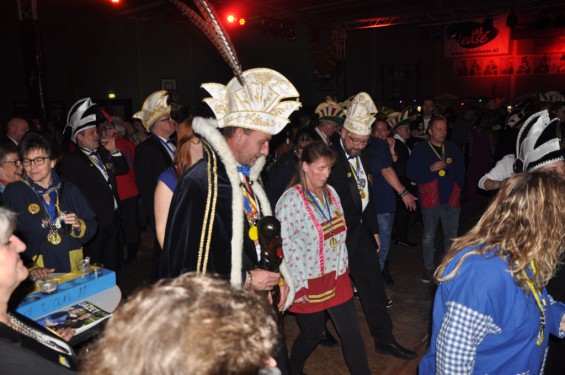 128_0802saksen44l.jpg