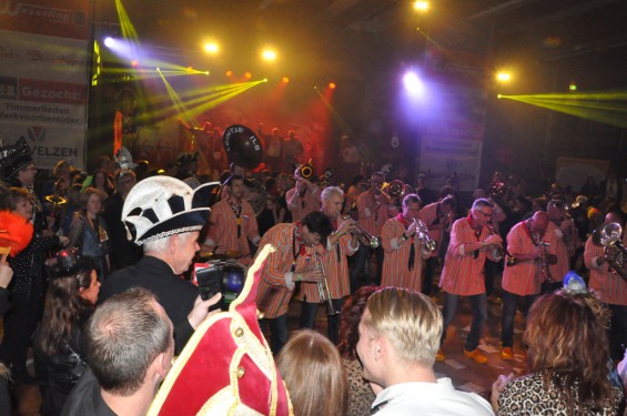 181_0802saksen44l.jpg