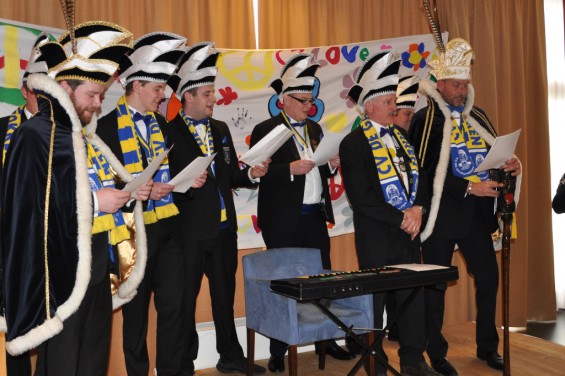 112_28-0503seniorenboerenbruiloft.jpg