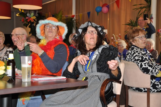 126_28-0503seniorenboerenbruiloft.jpg