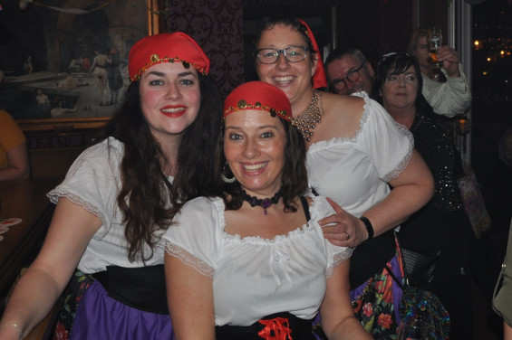 128_20-1502gypsyfeestengel.jpg